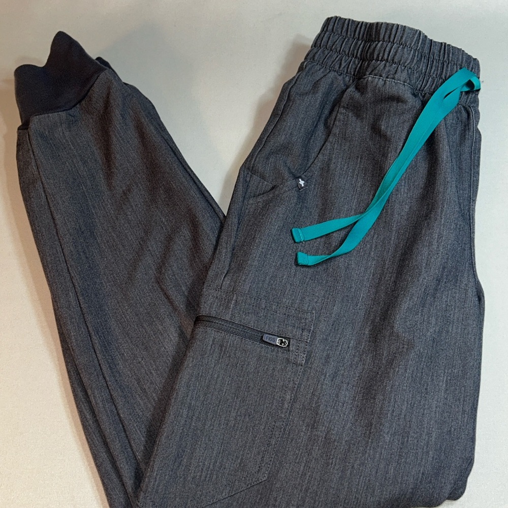 Figs Women’s Zamora Technical Collection Jogger Scrub Pants PO#2011 Gray